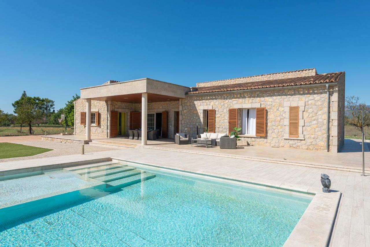 Villa Mireia 2002 With Pool And Garden By Bebreeze Mallorca Binissalem
