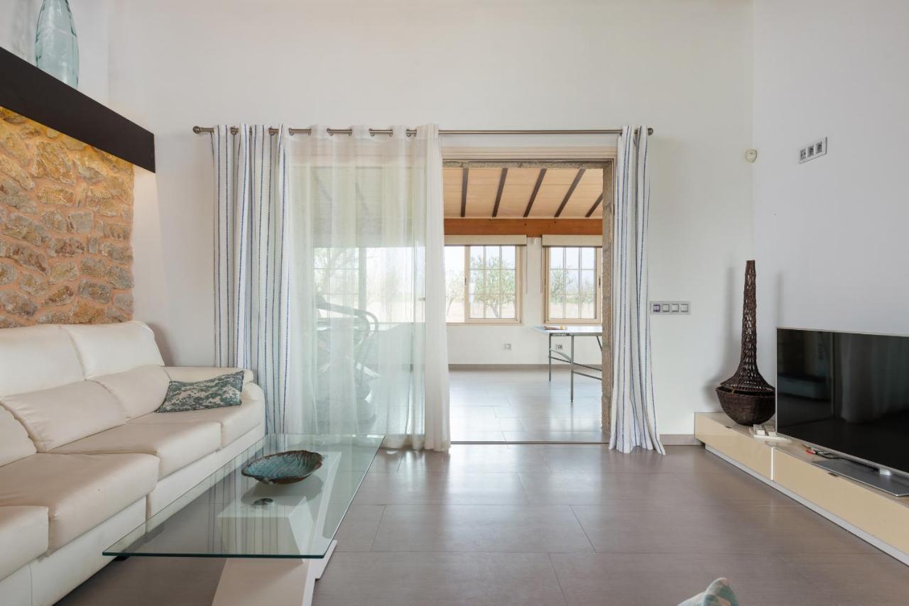 Mireia 2002 With Pool And Garden By Bebreeze Mallorca Binissalem