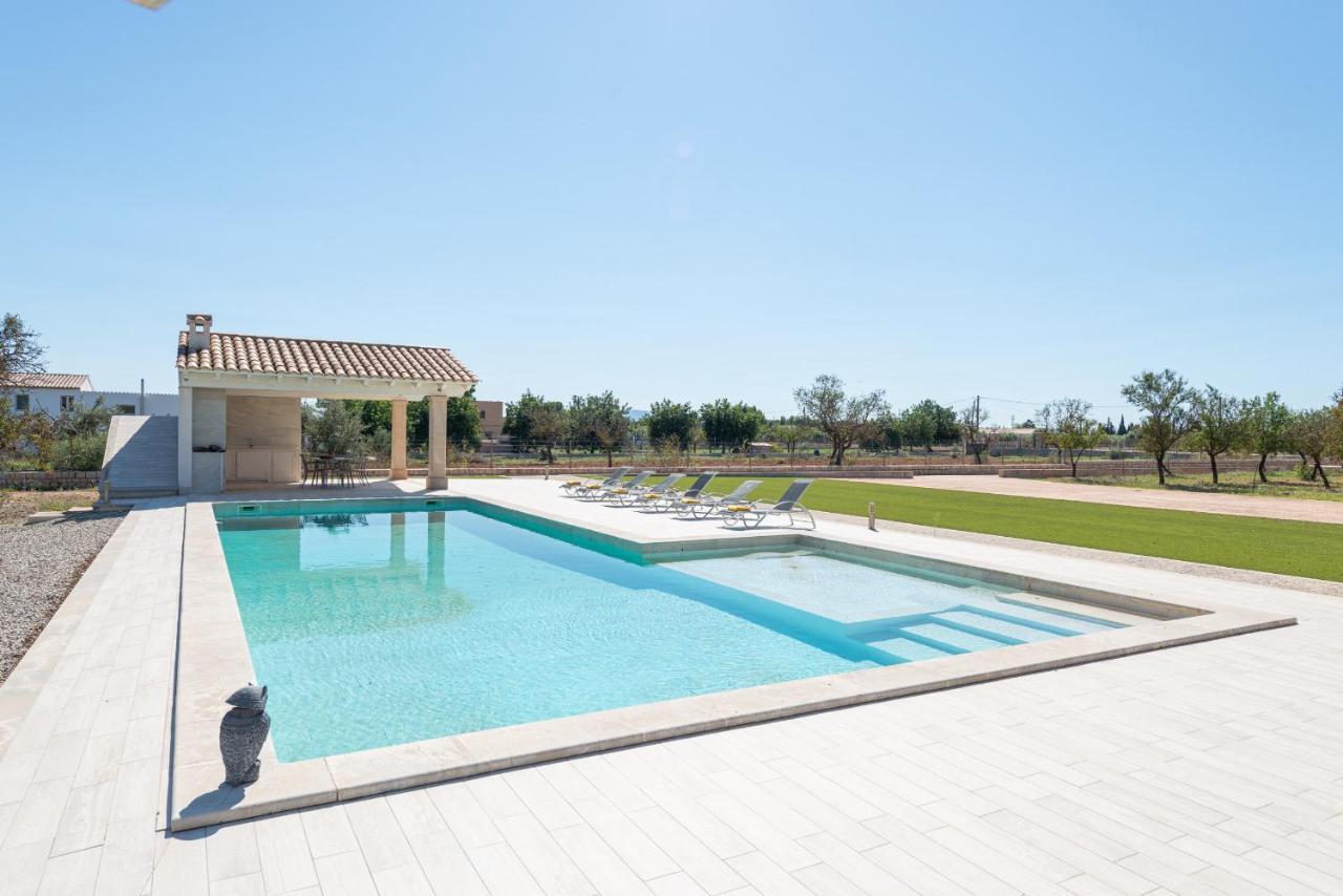 Mireia 2002 With Pool And Garden By Bebreeze Mallorca Villa Binissalem