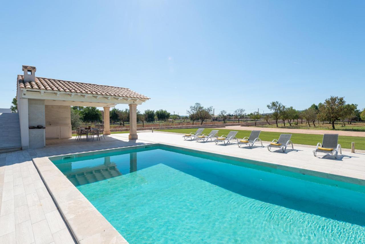 Mireia 2002 With Pool And Garden By Bebreeze Mallorca Binissalem