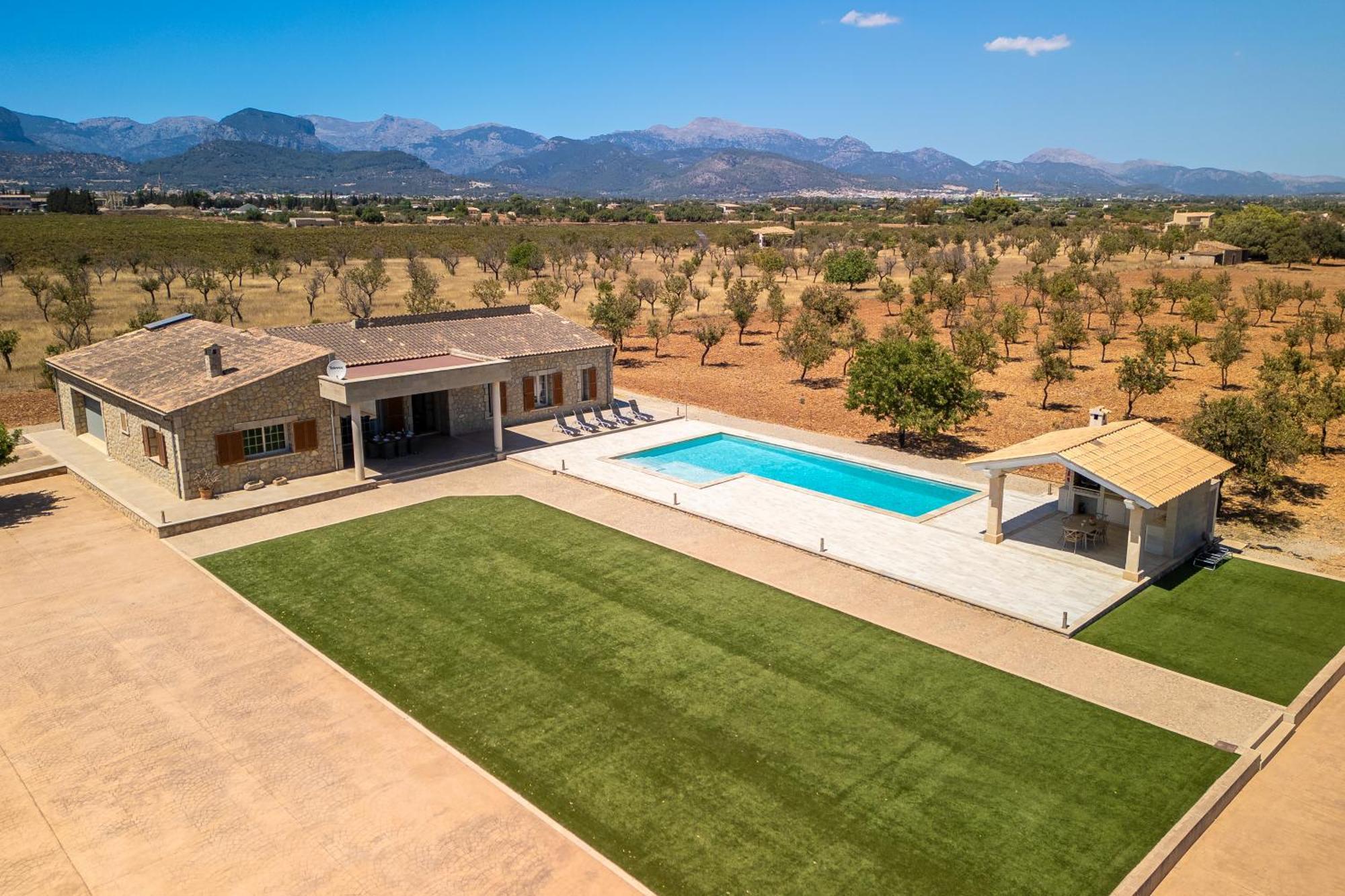Mireia 2002 With Pool And Garden By Bebreeze Mallorca * Binissalem